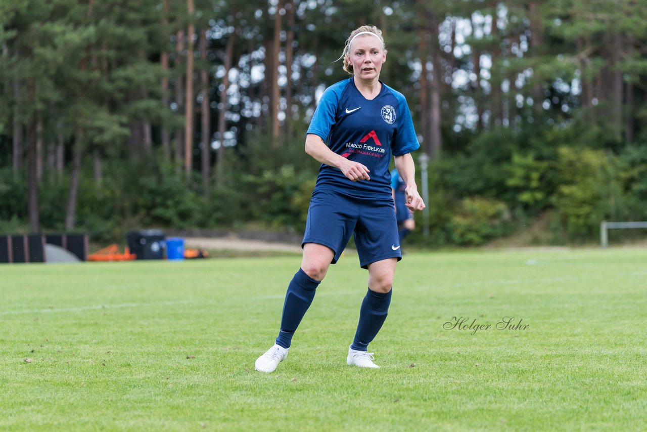 Bild 303 - F SV Boostedt - SV Fortuna St. Juergen : Ergebnis: 2:1